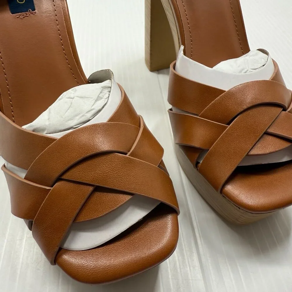 Piombo Platform Sandals Women’s 6US 37EU Tan Strappy Ankle Block Heels NWT Chic